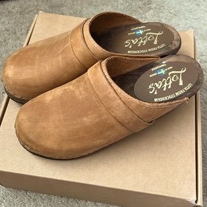 Lotta from Stockholm classic brown oiled nubuck clogs